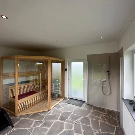 Am Nord-ostsee-kanal * Breiholz