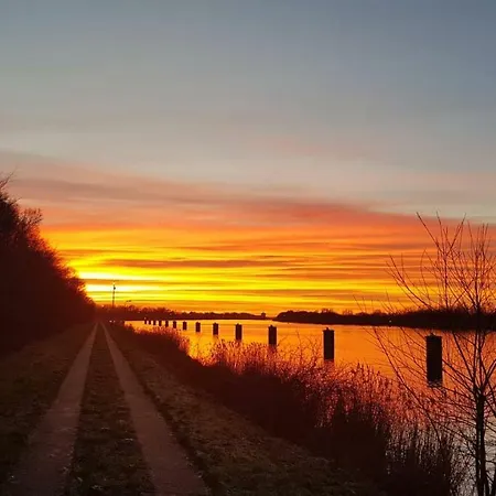 Am Nord-ostsee-kanal *