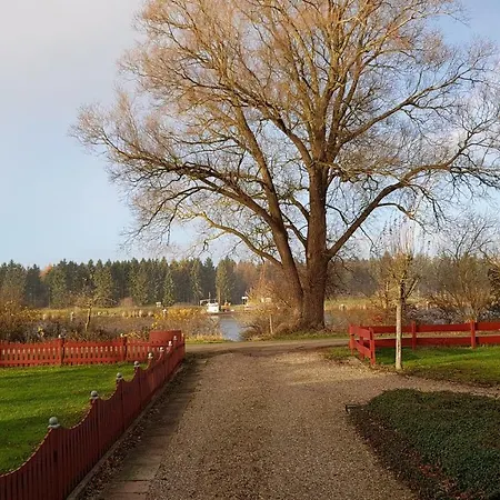 Am Nord-ostsee-kanal Appartement *