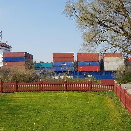 Am Nord-ostsee-kanal