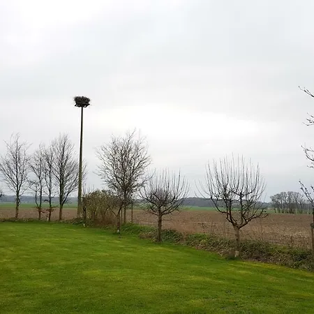 Am Nord-ostsee-kanal Apartment *